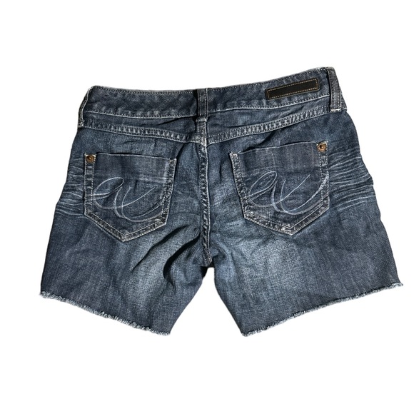 EXPRESS Frayed Medium Wash Denim Mini Shorts Sz 00 - Picture 2 of 2